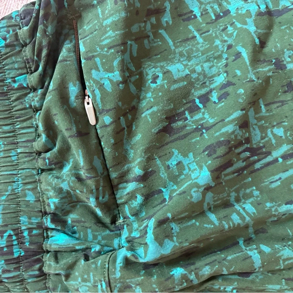 Outdoor Voices Teal Patterned Women's Athletic Shorts - Picture 5 of 5